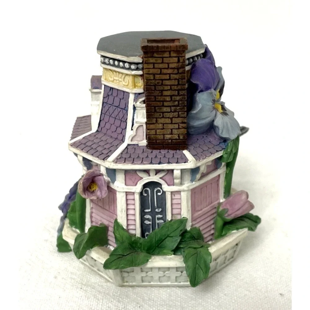 Vtg Springtime Victorian Birdhouses in Bloom Figurine Hamilton Collection 1997